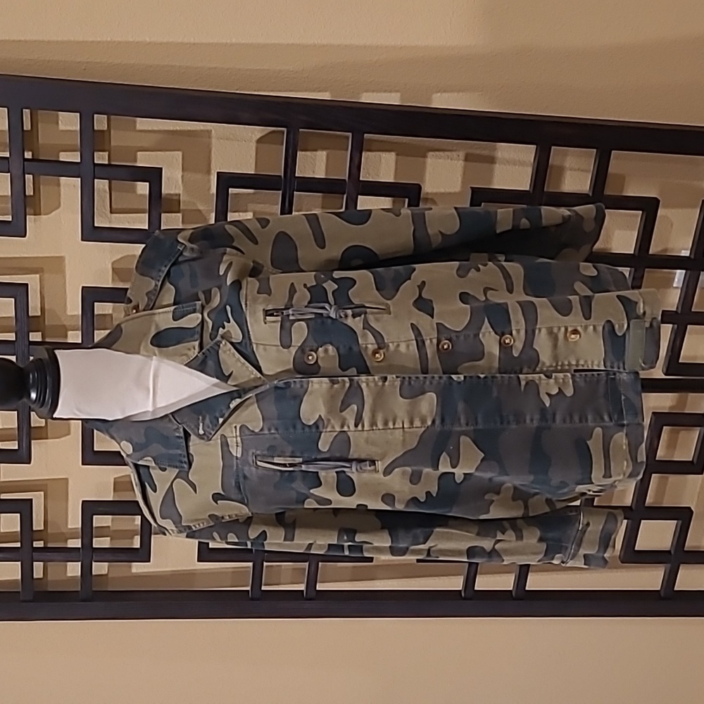 Womens Camo Jacket